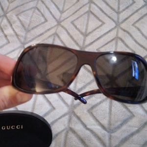 Gucci Sun Glasses